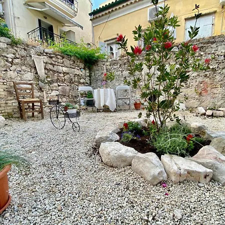 Luxury Family House With Backyard *