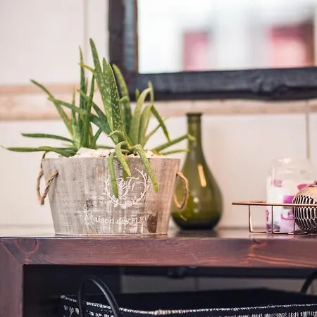 Luxury Family House With Backyard * Mantouki